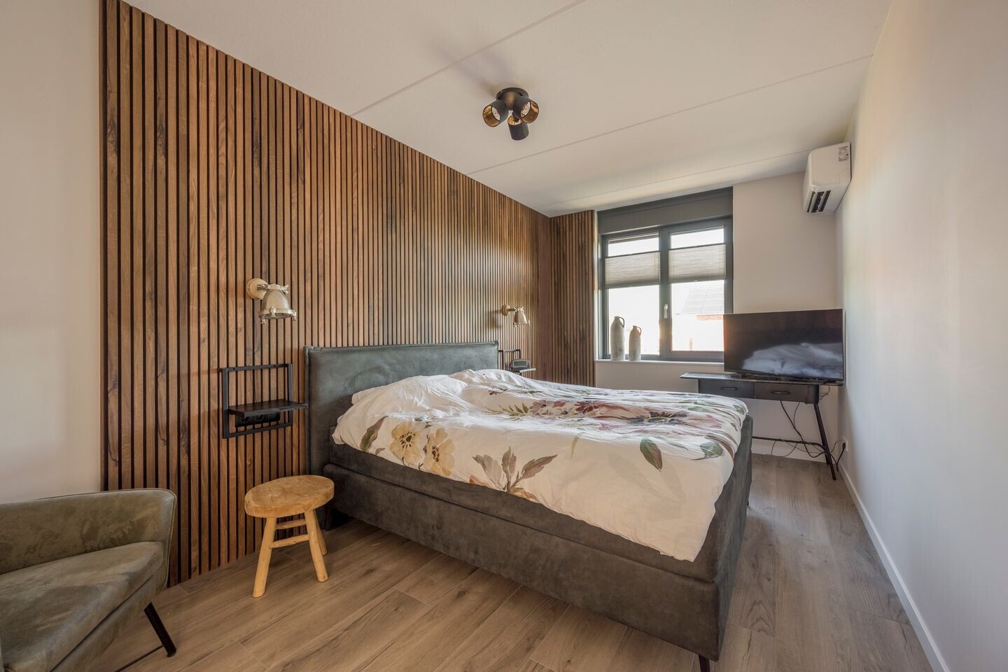 Tussenwoning te koop: De Hofstee 9, Nijkerk
