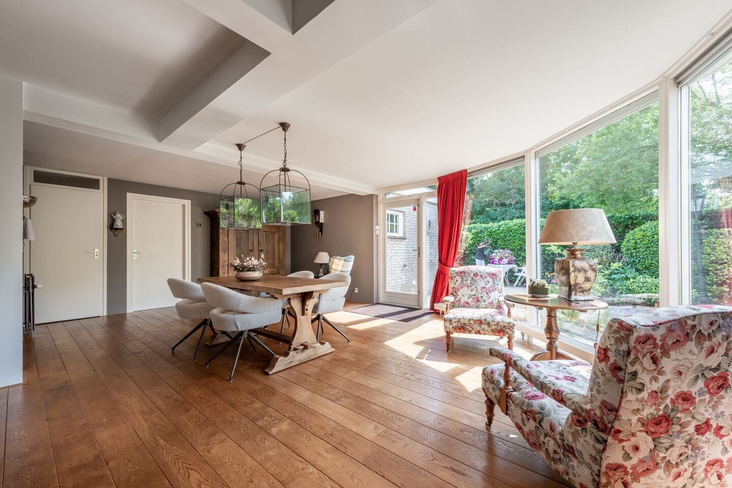 Hoekwoning te koop: Van Rensselaerstraat 101, Nijkerk