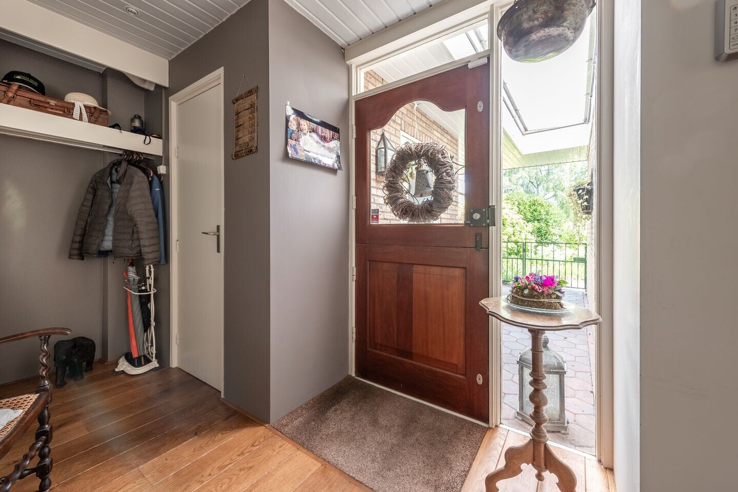 Hoekwoning te koop: Van Rensselaerstraat 101, Nijkerk