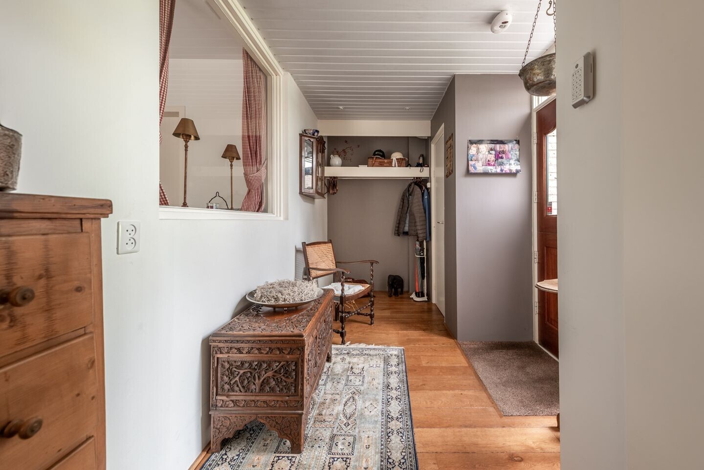 Hoekwoning te koop: Van Rensselaerstraat 101, Nijkerk