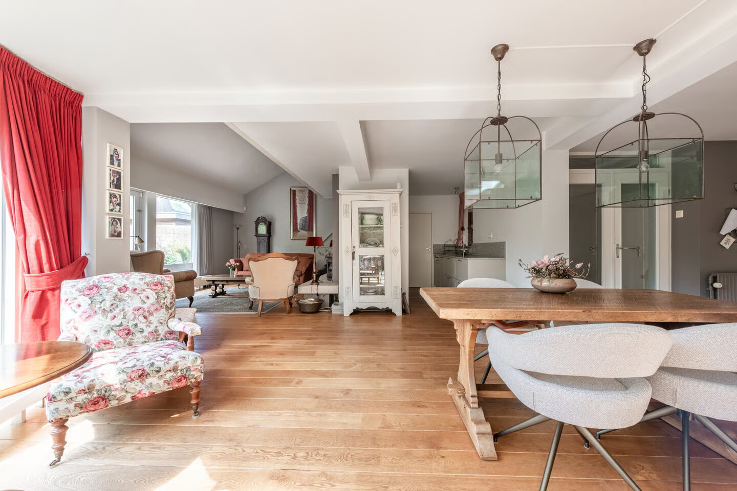 Hoekwoning te koop: Van Rensselaerstraat 101, Nijkerk