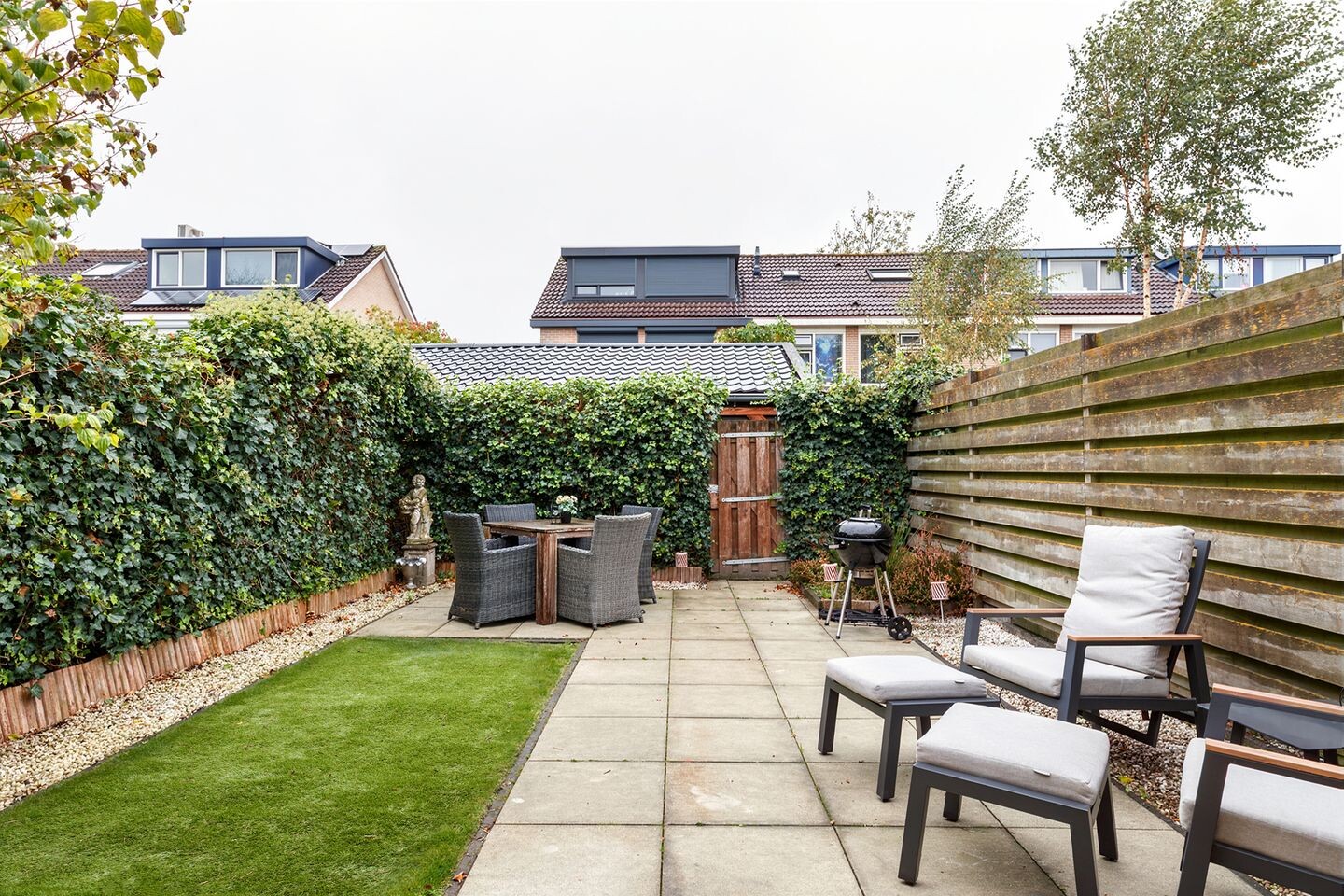 Tussenwoning te koop: Beukenlaan 13, Nijkerk