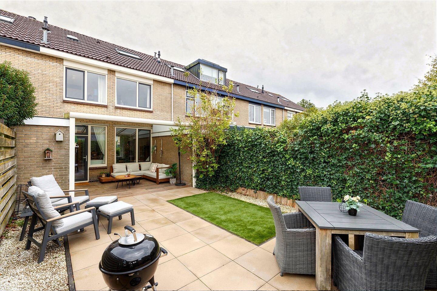 Tussenwoning te koop: Beukenlaan 13, Nijkerk