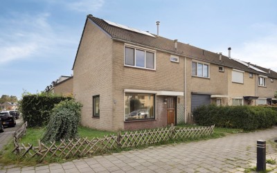 Hoefslag 84