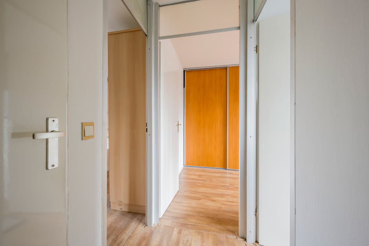 Hoekwoning te koop: Brahmslaan 24, Nijkerk