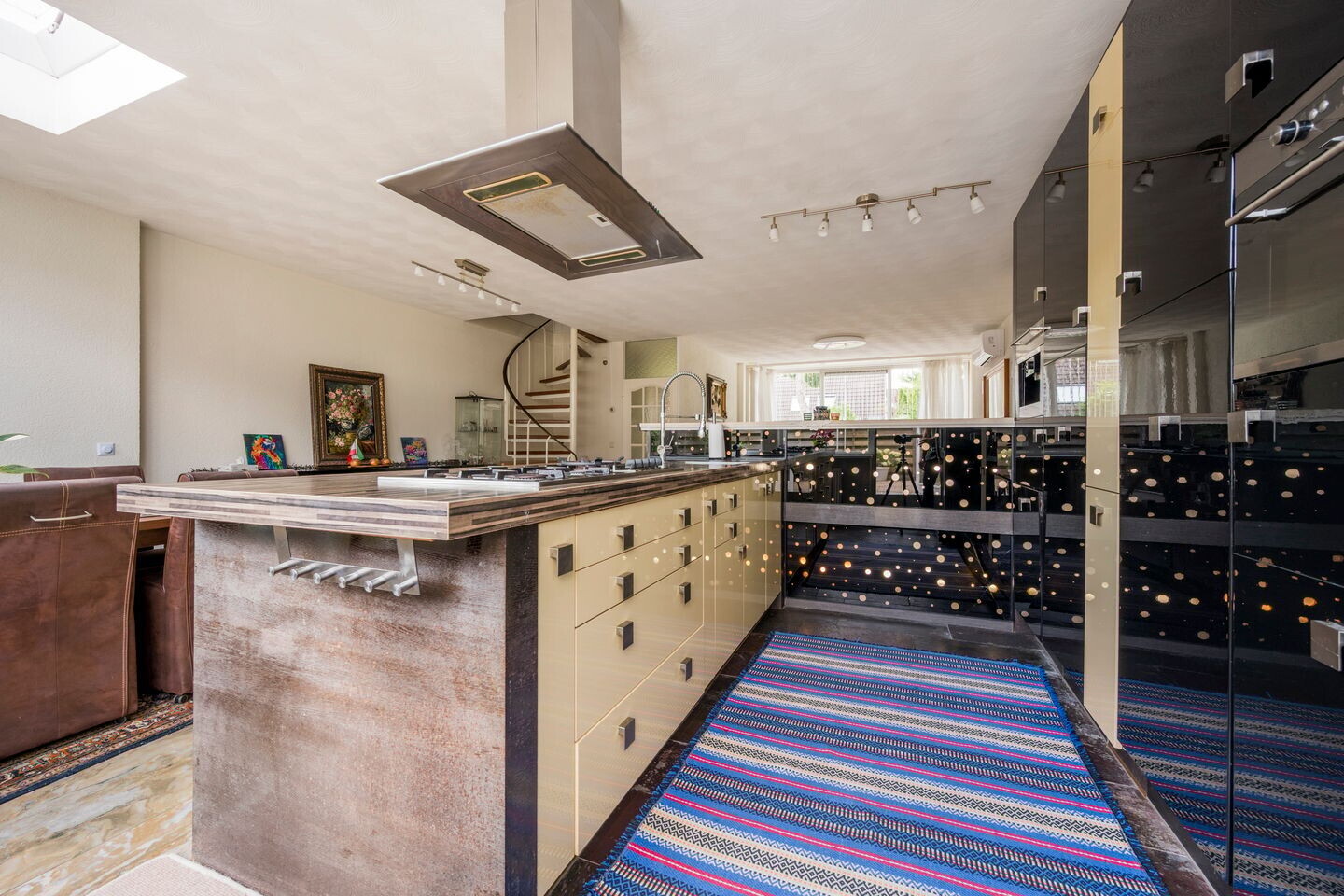 Hoekwoning te koop: Brahmslaan 24, Nijkerk