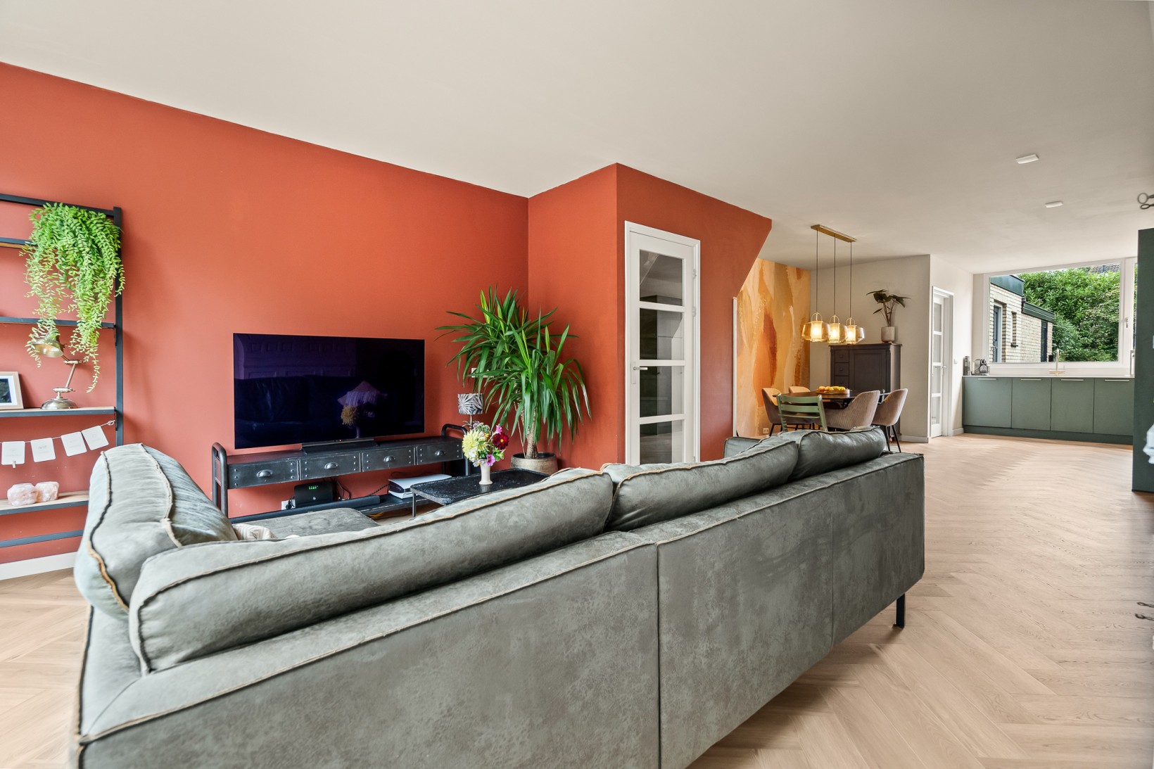 Tussenwoning te koop: Brucknerlaantje 131, Nijkerk