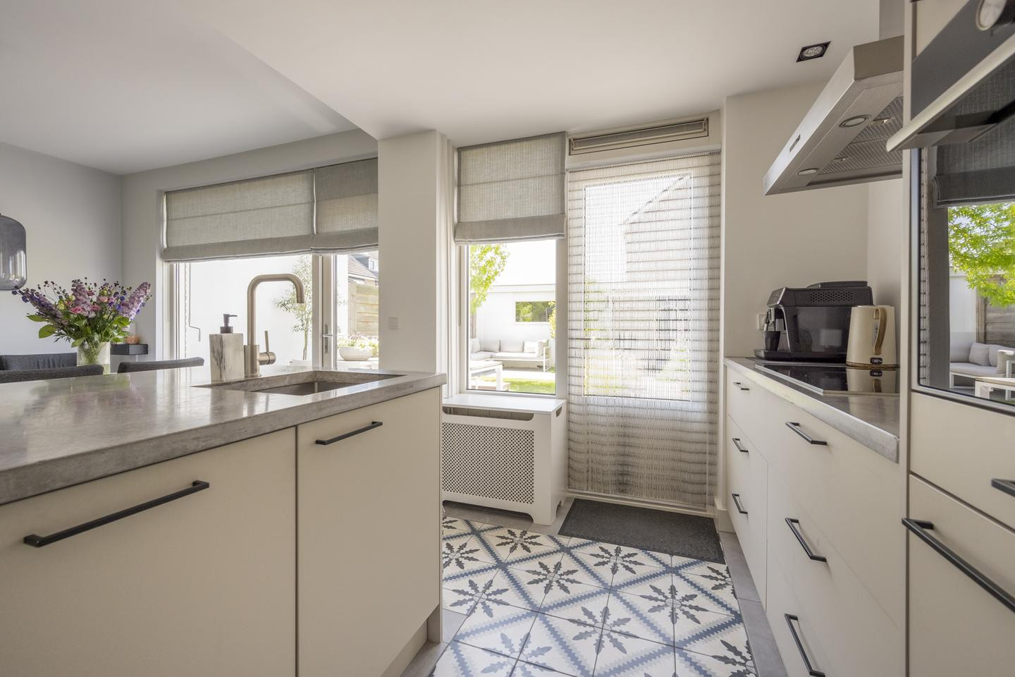 Tussenwoning te koop: Bremlaan 15, Nijkerk