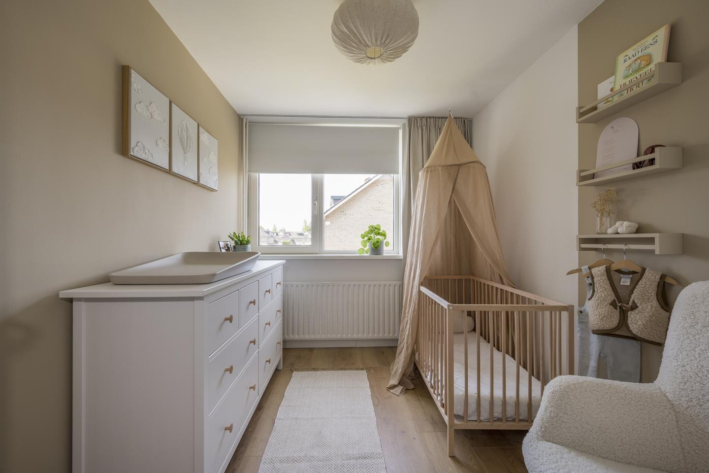 Tussenwoning te koop: Bremlaan 15, Nijkerk