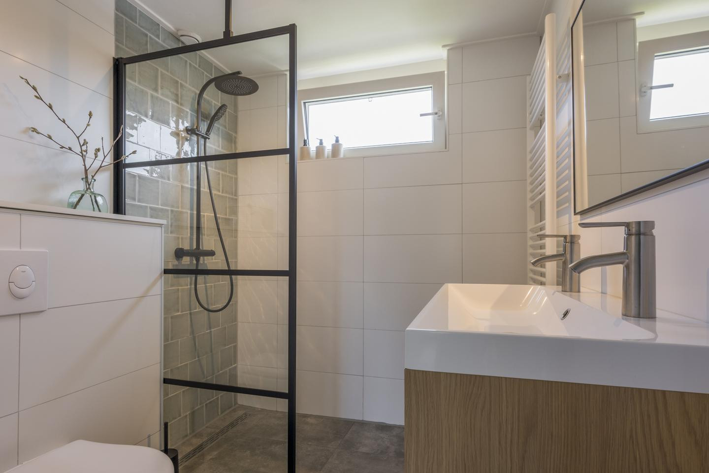 Tussenwoning te koop: Bremlaan 15, Nijkerk