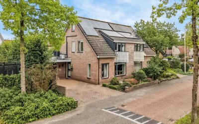 Van der Waalshof 2