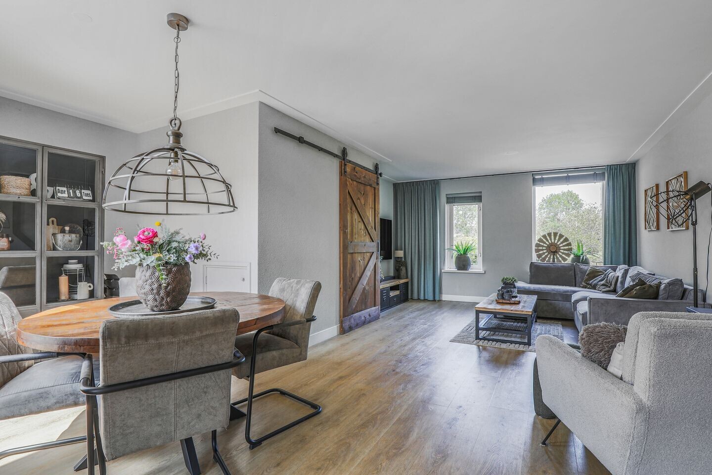 Tussenwoning te koop: Zeemanhof 5, Nijkerk