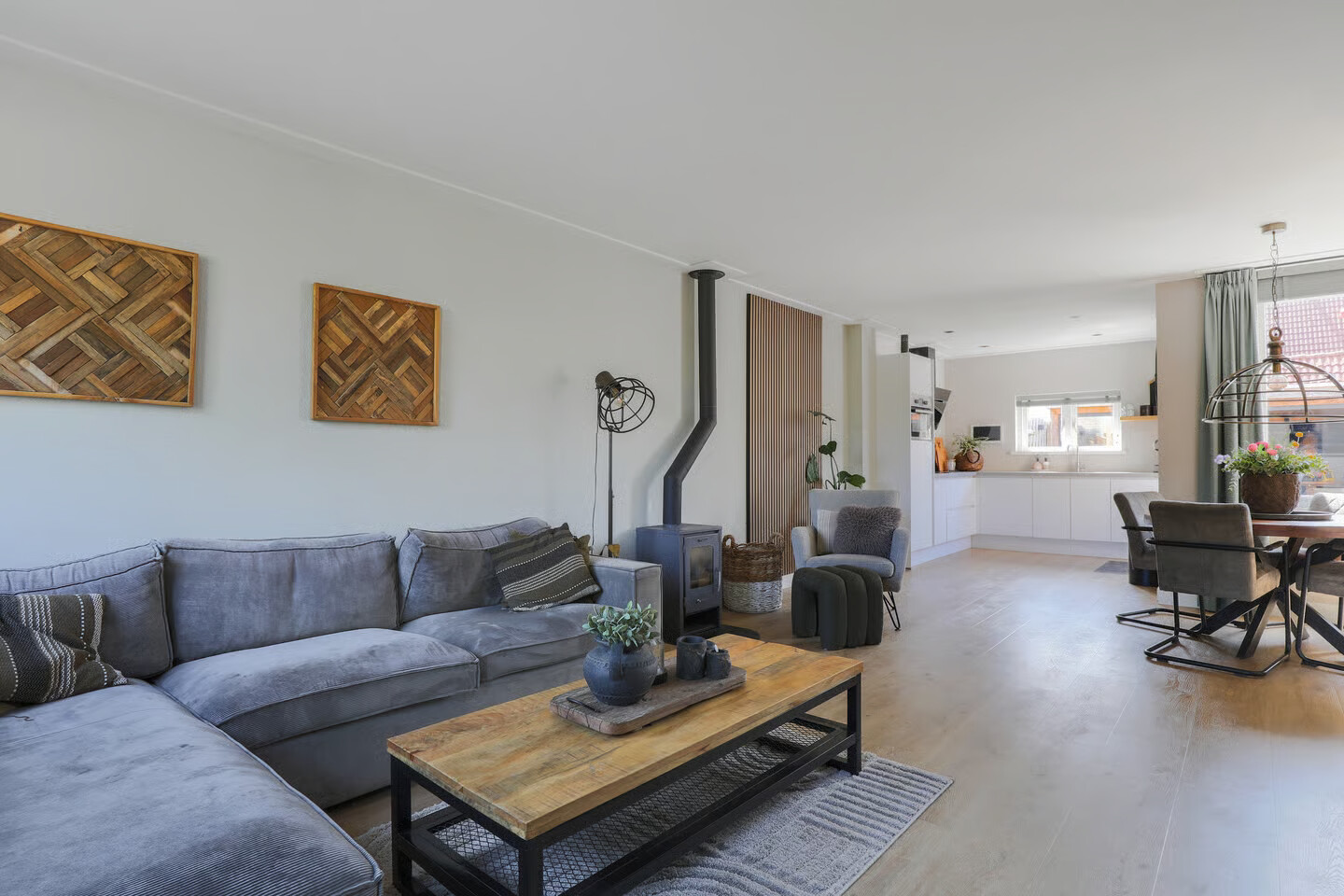 Tussenwoning te koop: Zeemanhof 5, Nijkerk