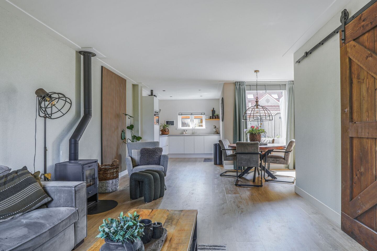 Tussenwoning te koop: Zeemanhof 5, Nijkerk