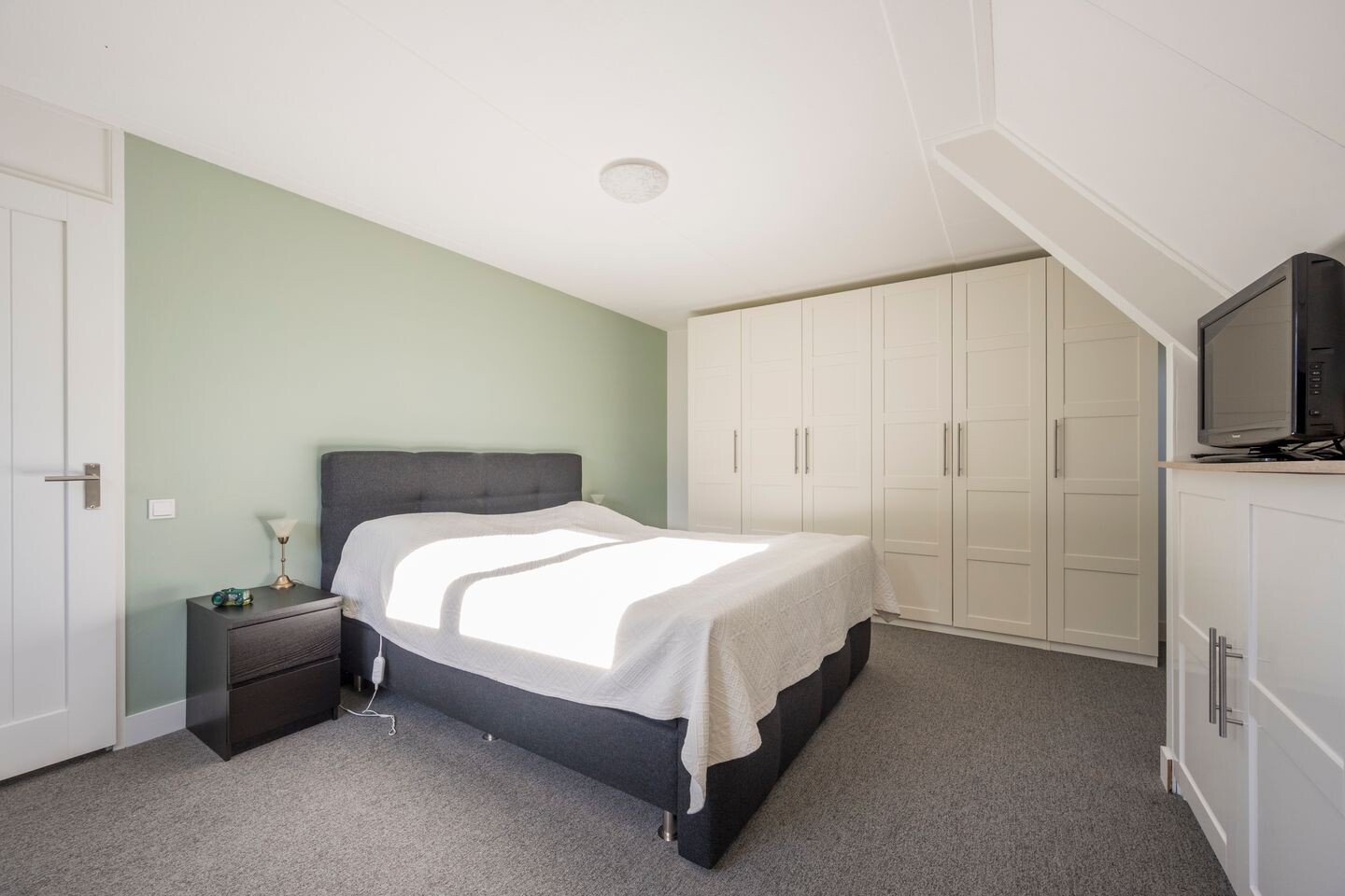 Tussenwoning te koop: Veldkers 16, Nijkerk