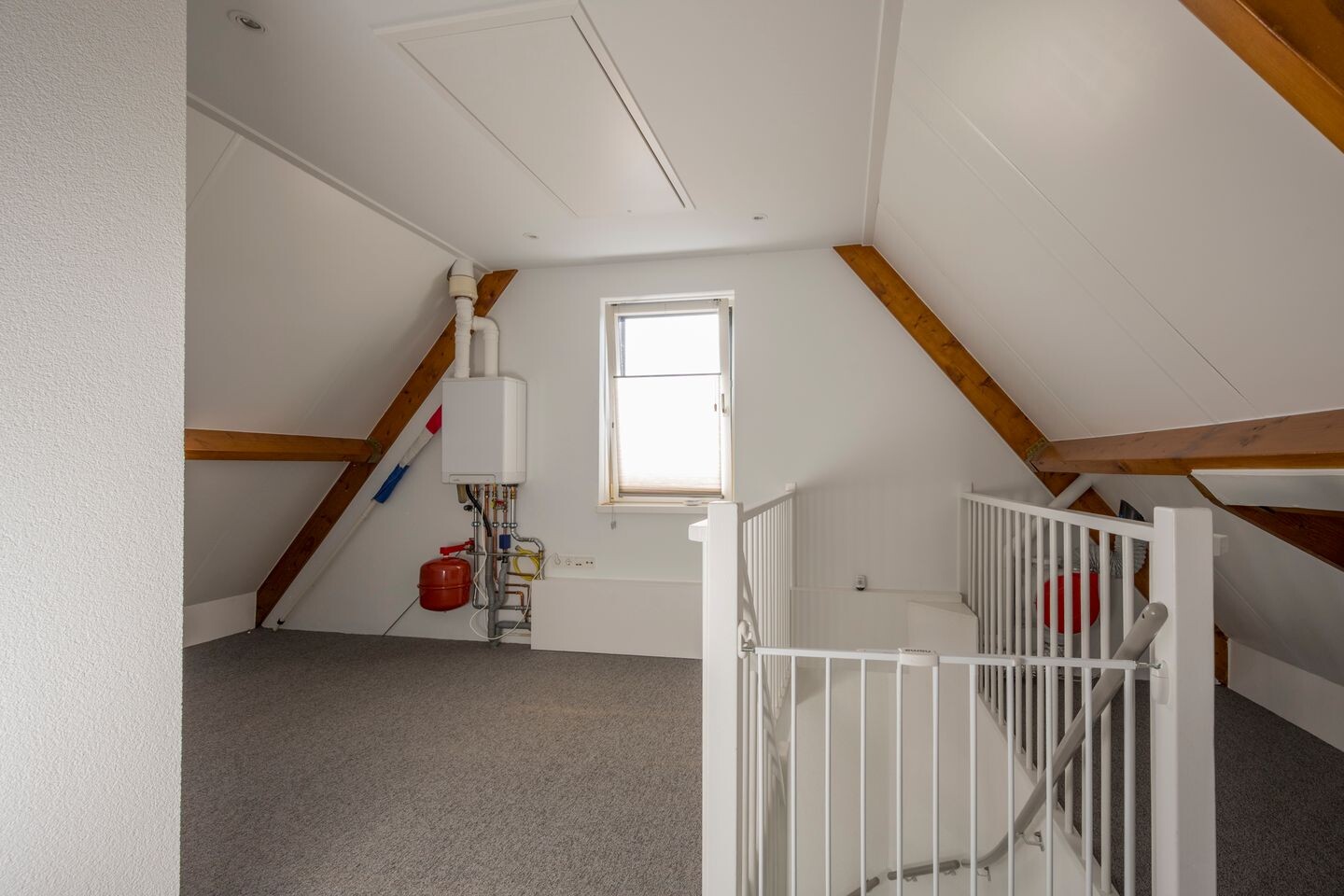 Tussenwoning te koop: Veldkers 16, Nijkerk
