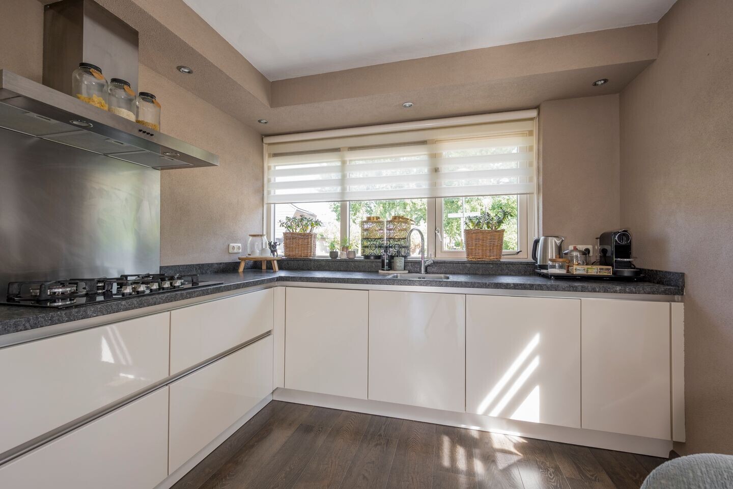 Hoekwoning te koop: Gentiaan 2, Nijkerk
