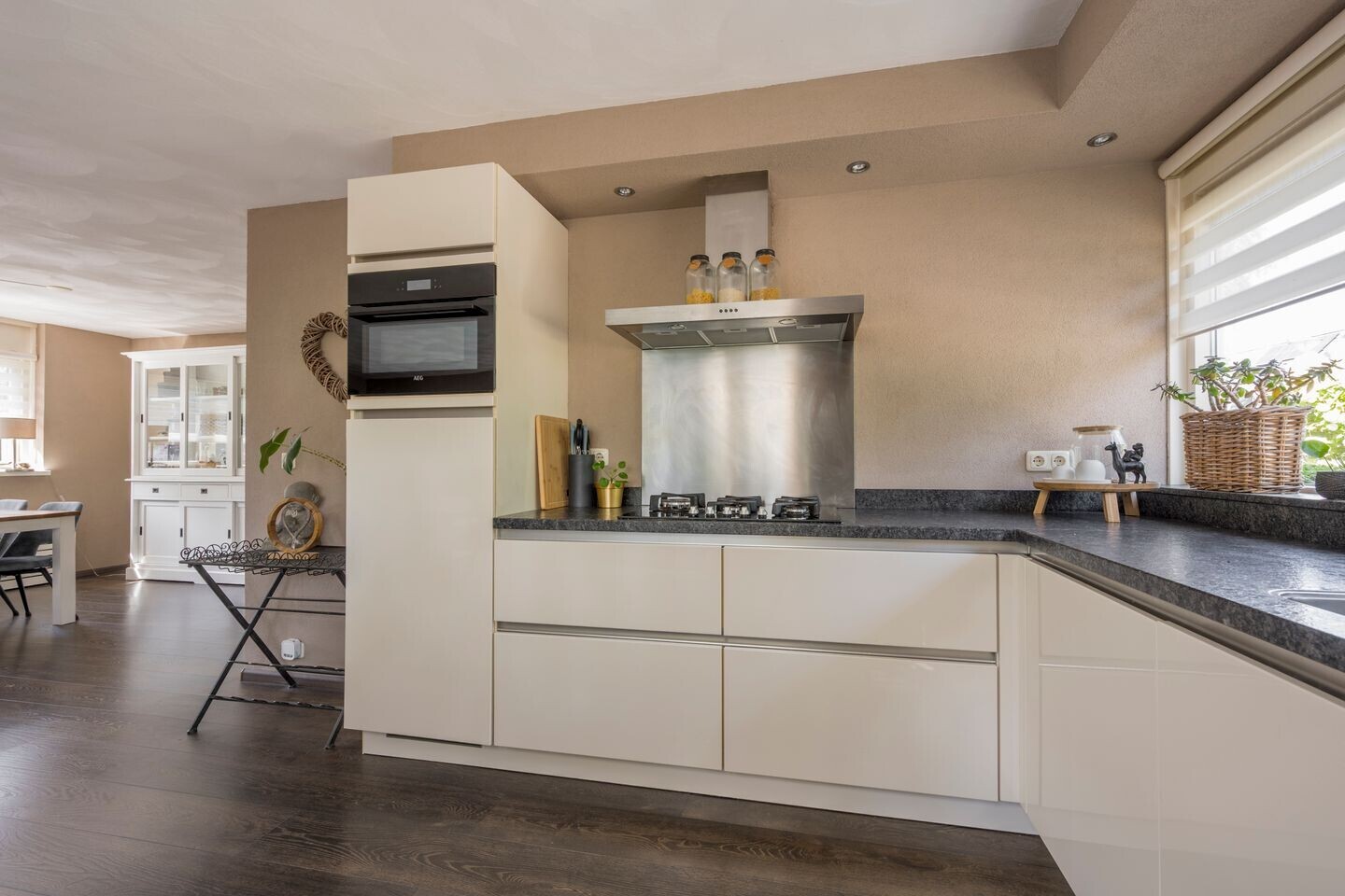 Hoekwoning te koop: Gentiaan 2, Nijkerk