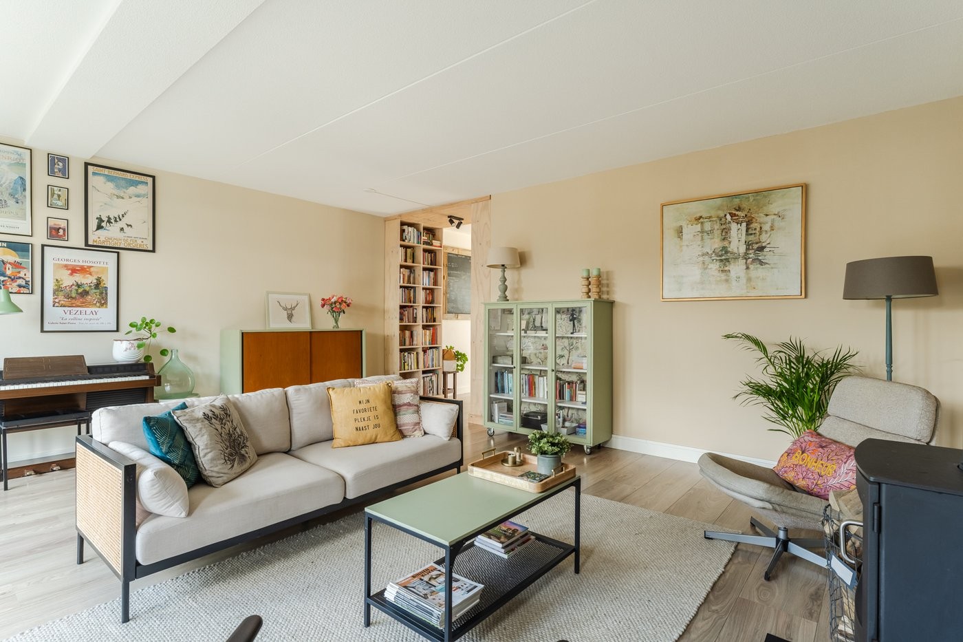 Hoekwoning te koop: Zijdevlinder 117, Nijkerk