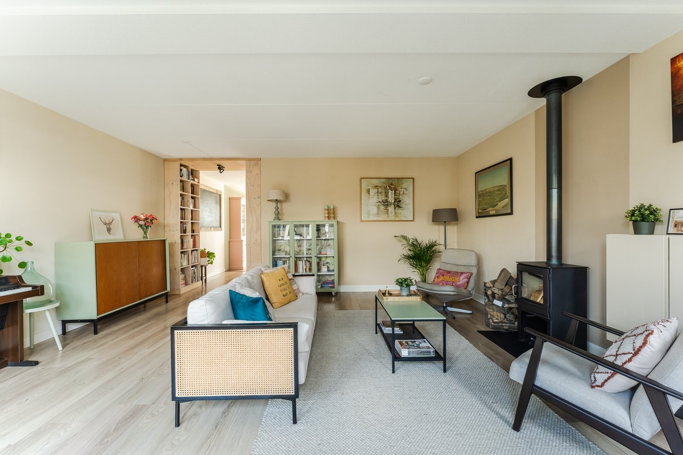 Hoekwoning te koop: Zijdevlinder 117, Nijkerk