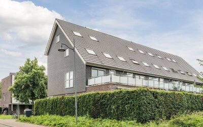 Zijdevlinder 136