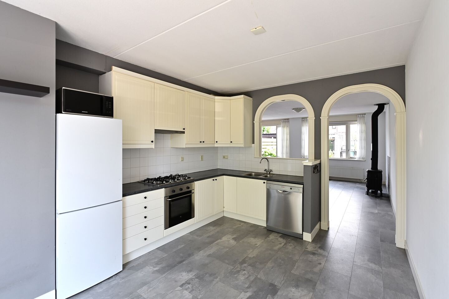Tussenwoning te koop: Kombuis 129, Nijkerk