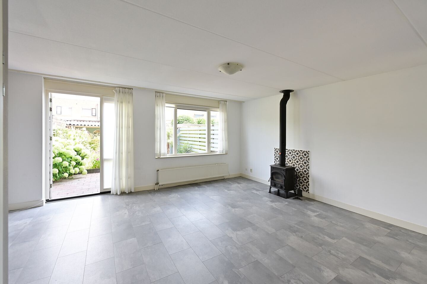 Tussenwoning te koop: Kombuis 129, Nijkerk