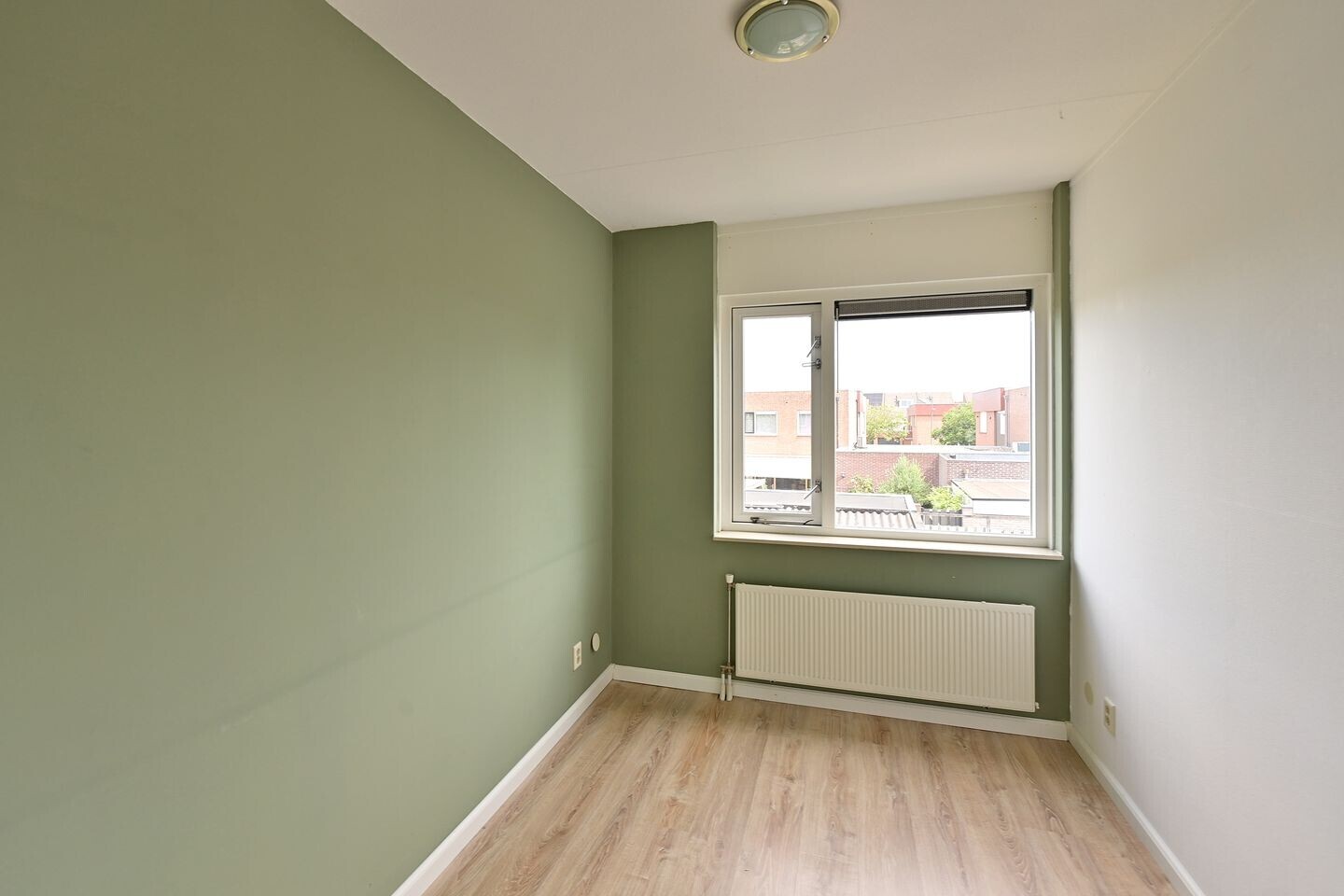 Tussenwoning te koop: Kombuis 129, Nijkerk