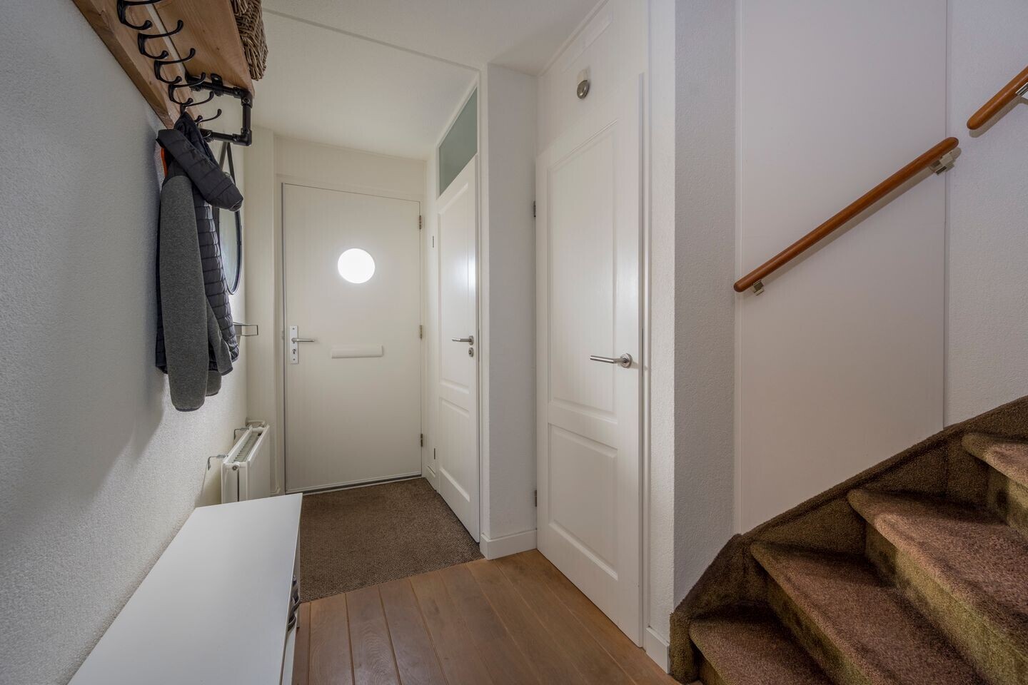 Tussenwoning te koop: Corlaerstraat 11, Nijkerk