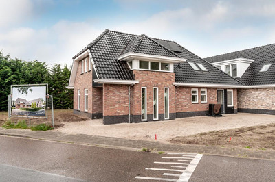 Domstraat 10