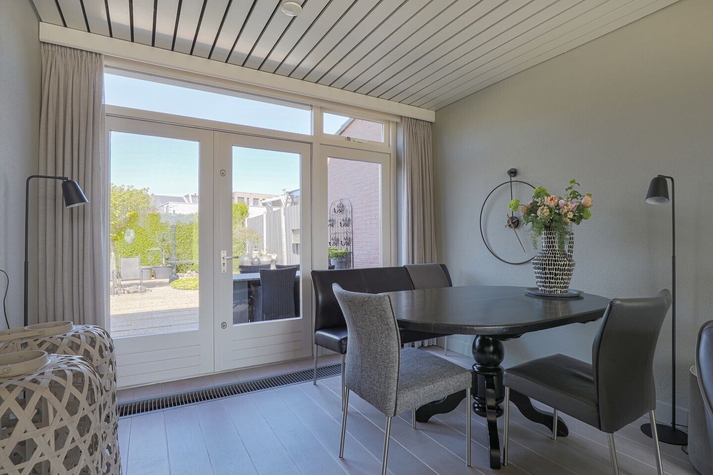 Hoekwoning te koop: Leeuweriklaan 18, Hoevelaken