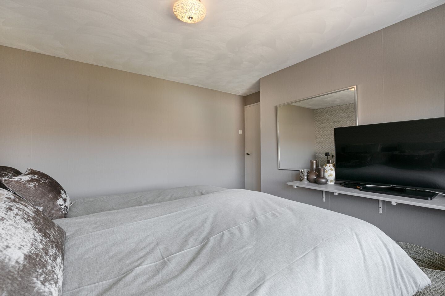Hoekwoning te koop: Leeuweriklaan 18, Hoevelaken