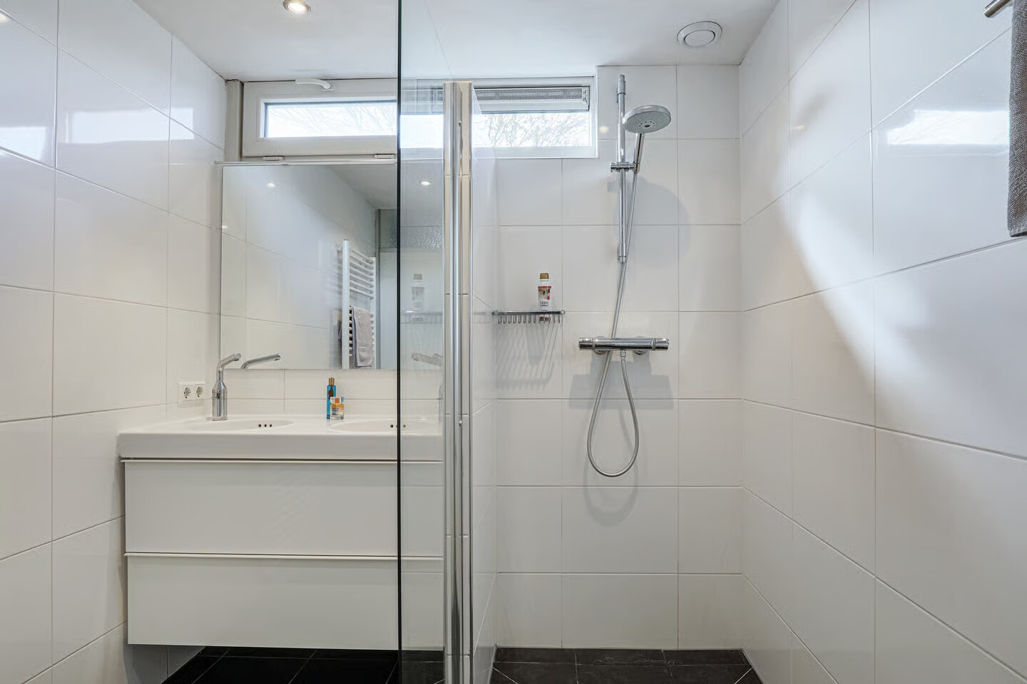 Tussenwoning te koop: Havikshorst 7, Hoevelaken