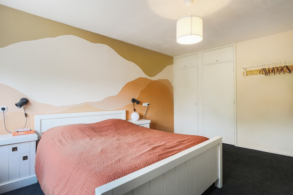 Hoekwoning te koop: Julianalaan 30, Hoevelaken