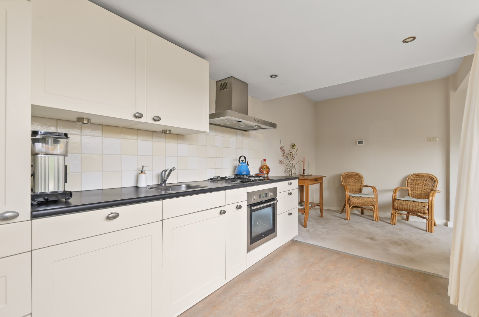 Tussenwoning te koop: Margrietlaan 13, Hoevelaken