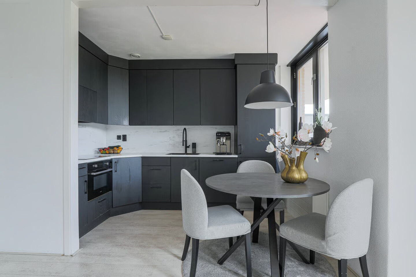 Appartement te koop: Evert van der Veerlaan 8, Hoevelaken
