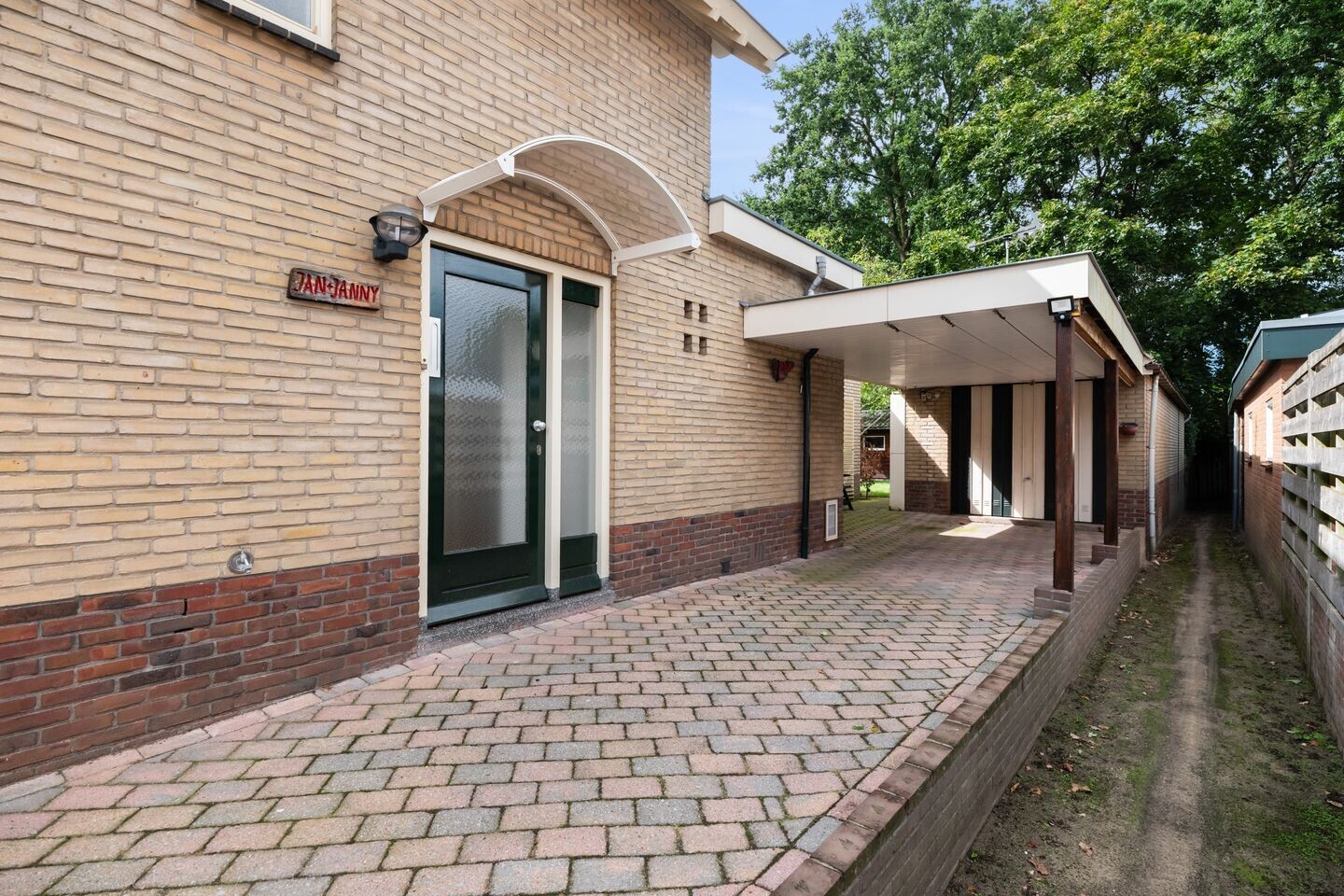 Vrijstaande woning te koop: Torenlaan 15, Putten