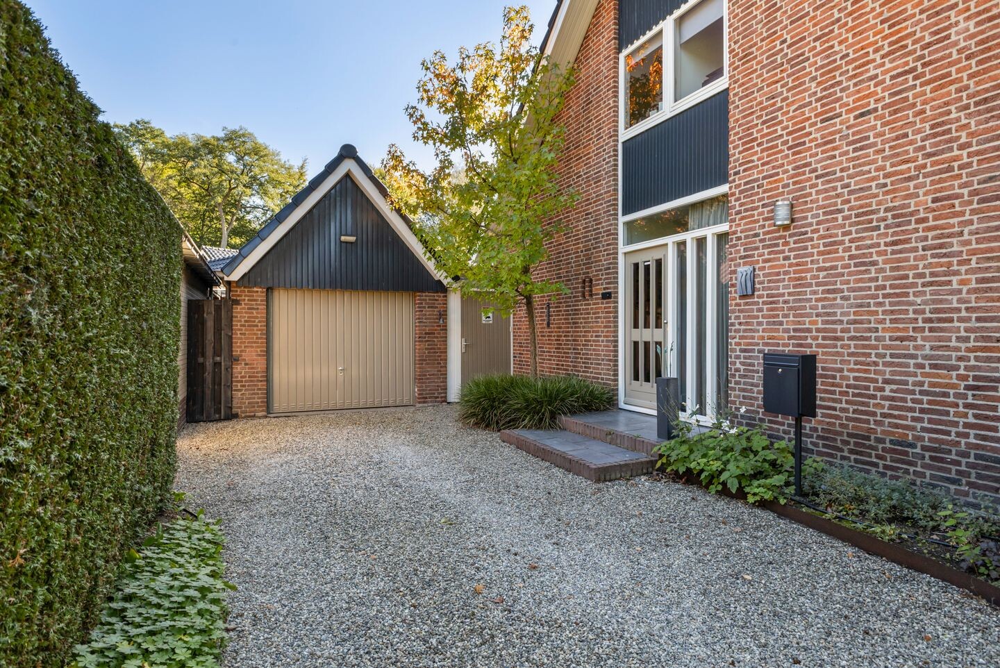 Twee-onder-één-kap te koop: Irenelaan 12A, Putten