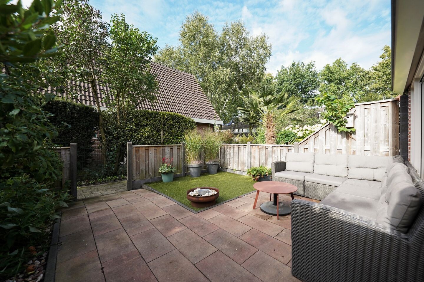 Tussenwoning te koop: Van Essenstraat 6, Putten