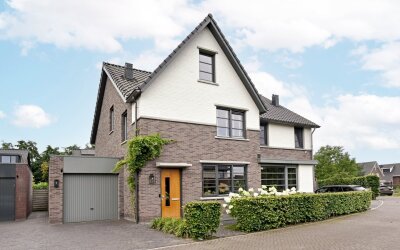 Beekbergeng. 9