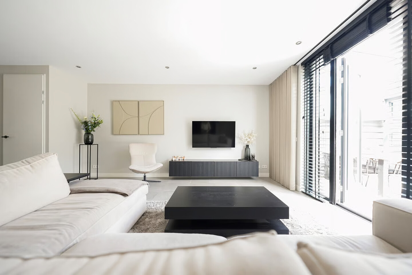 Tussenwoning te koop: Rie Staalstraat 28, Putten