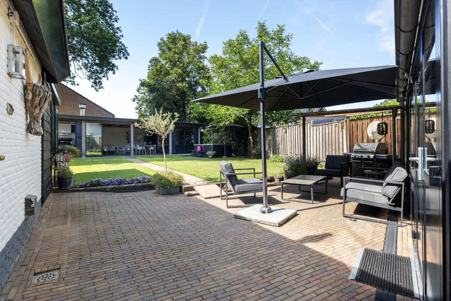 Twee-onder-één-kap te koop: Mazenhofstraat 9, Garderen