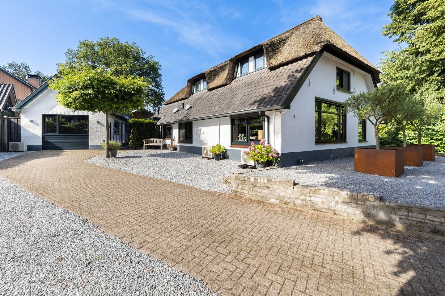 Twee-onder-één-kap te koop: Mazenhofstraat 9, Garderen