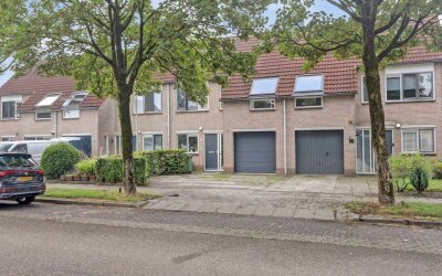 Almereweg 67