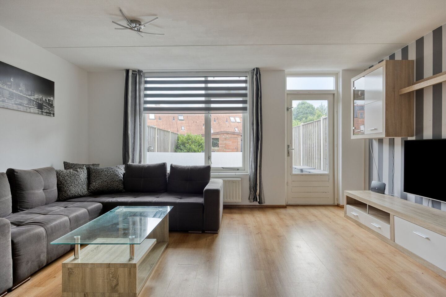 Tussenwoning te koop: Coulisse 50, Zeewolde