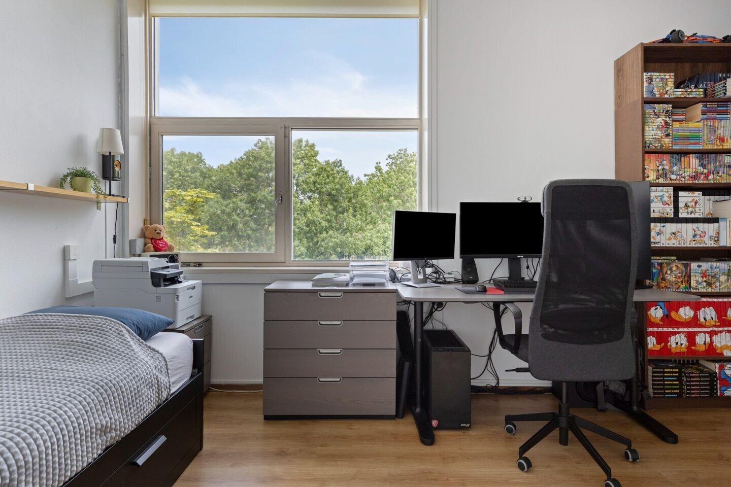 Tussenwoning te koop: Koolzaadlaan 93, Zeewolde