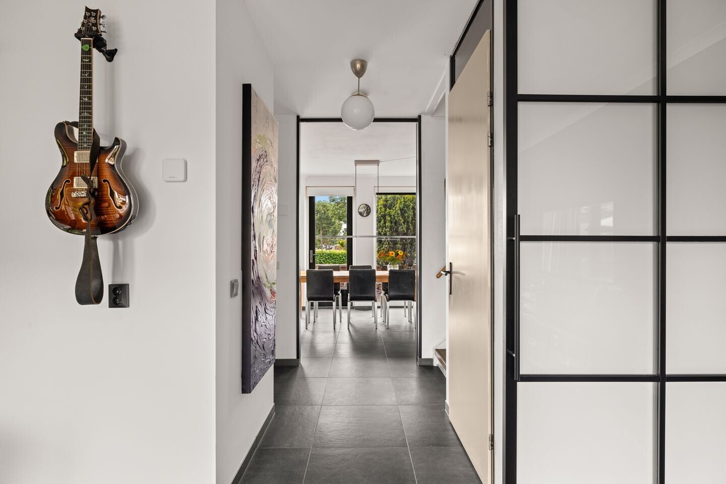 Hoekwoning te koop: Tuinfluiterlaan 131, Zeewolde