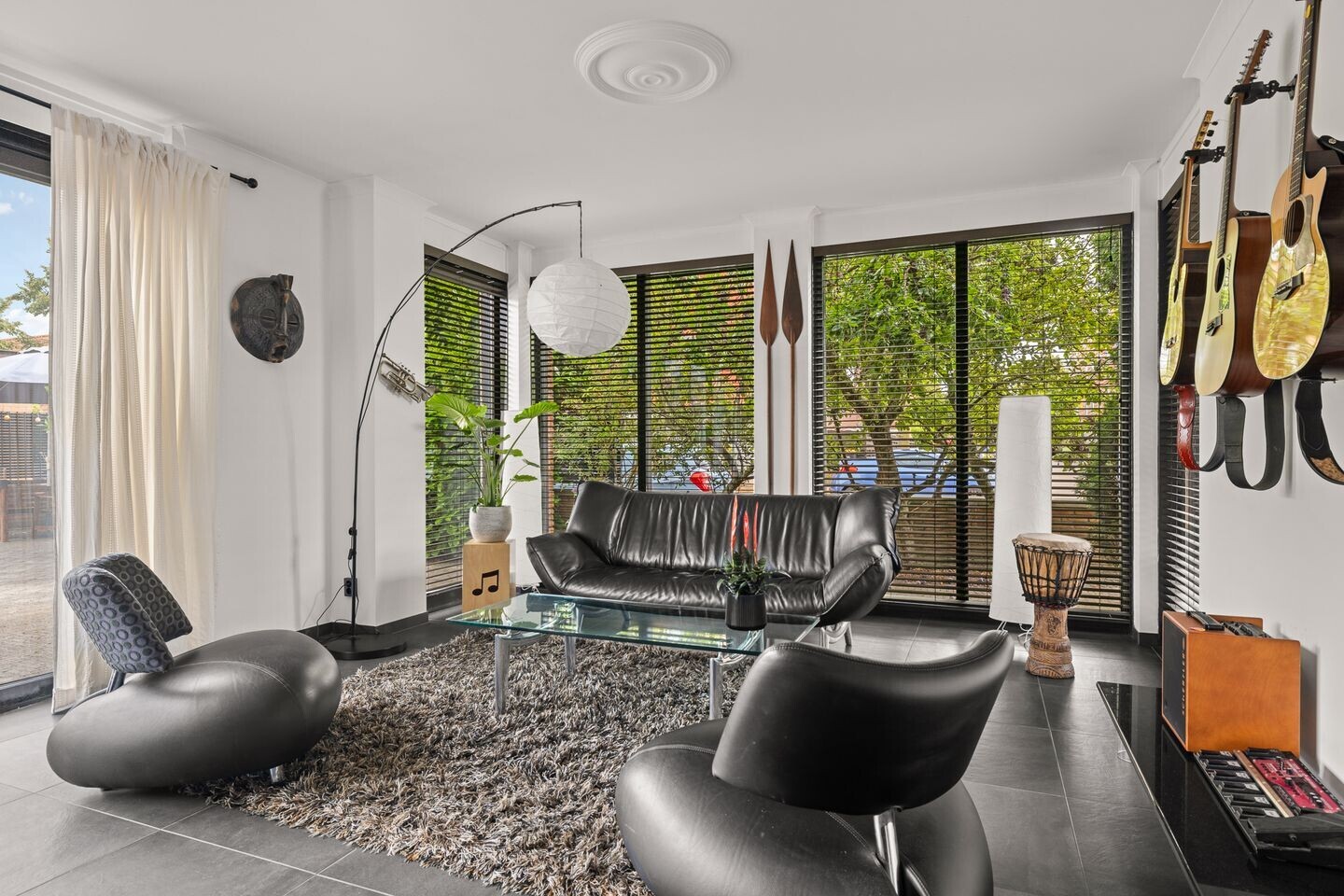 Hoekwoning te koop: Tuinfluiterlaan 131, Zeewolde