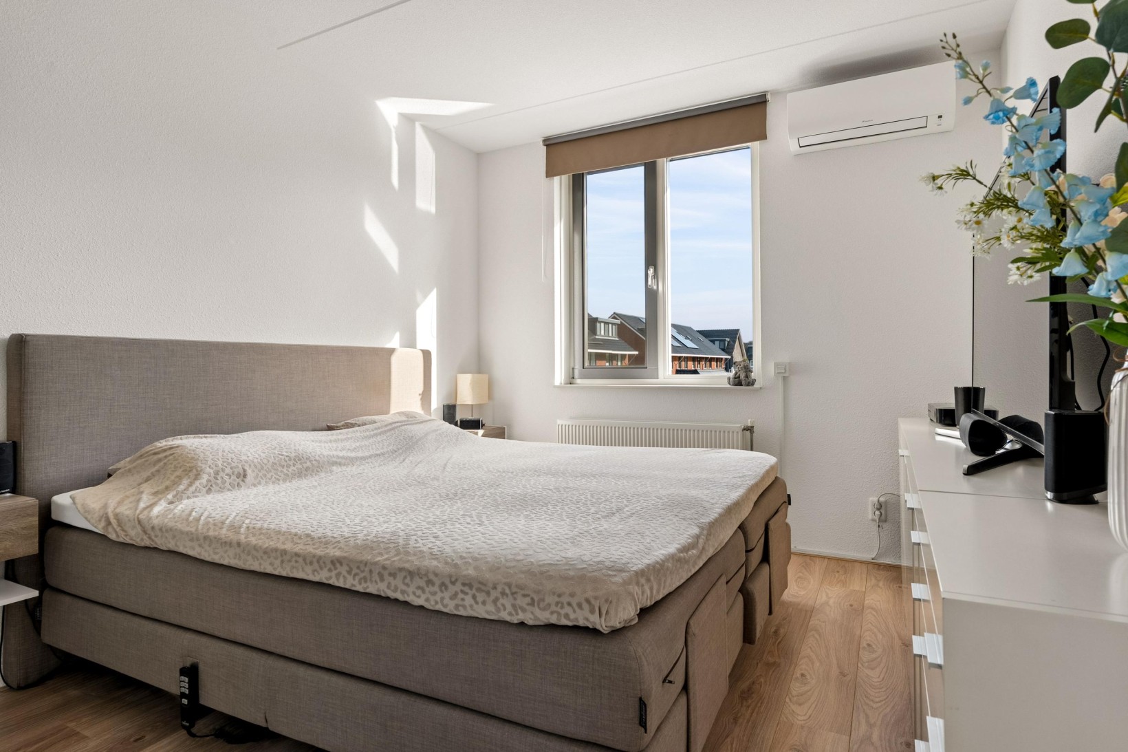 Tussenwoning te koop: Krypton 8, Zeewolde
