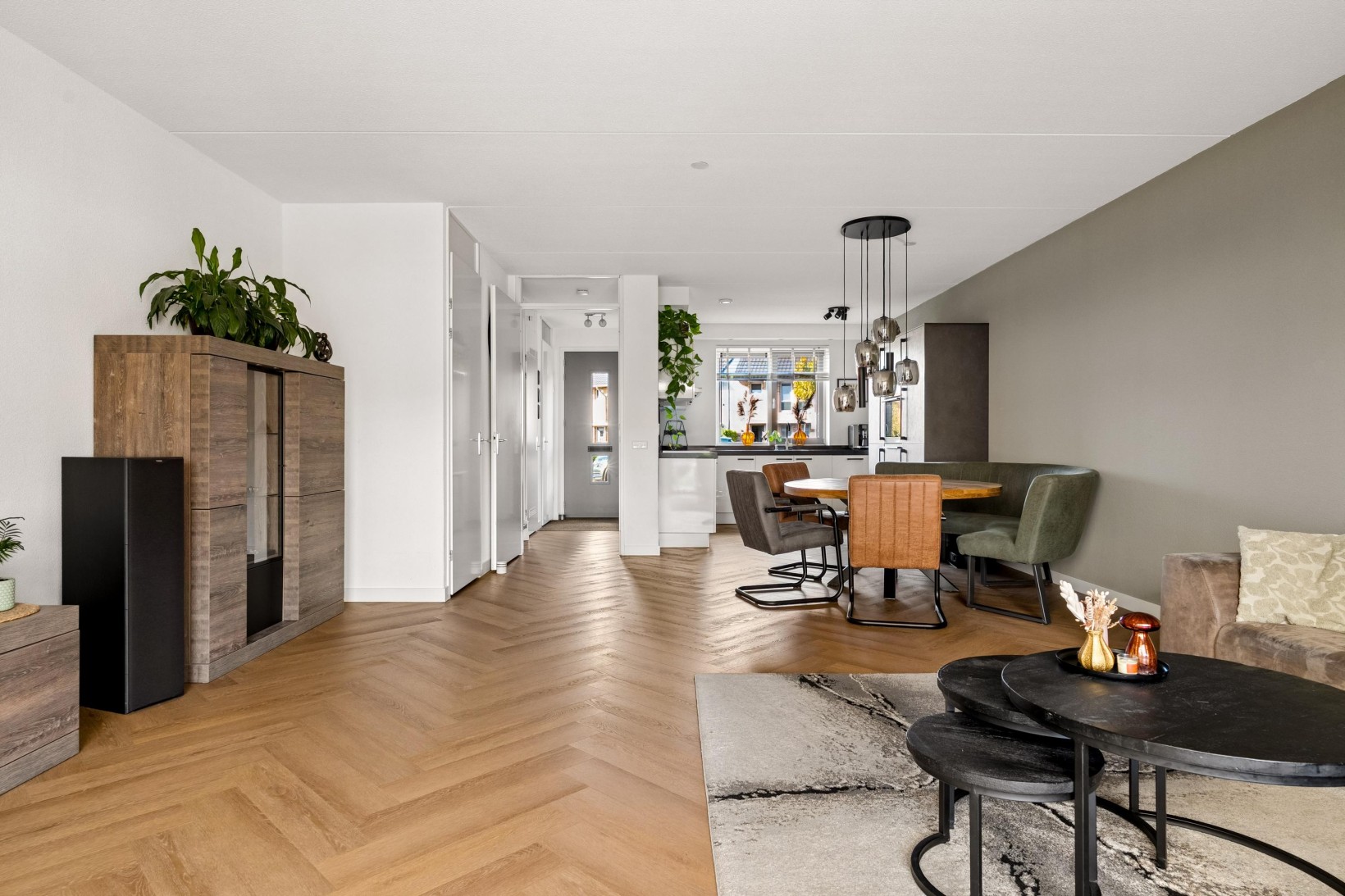 Tussenwoning te koop: Krypton 8, Zeewolde
